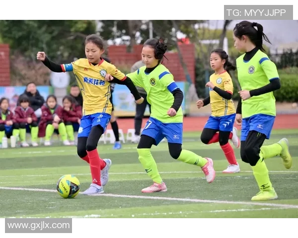 南京足球队荣登全国足球团队协作排行榜第4名展现团队实力与风采