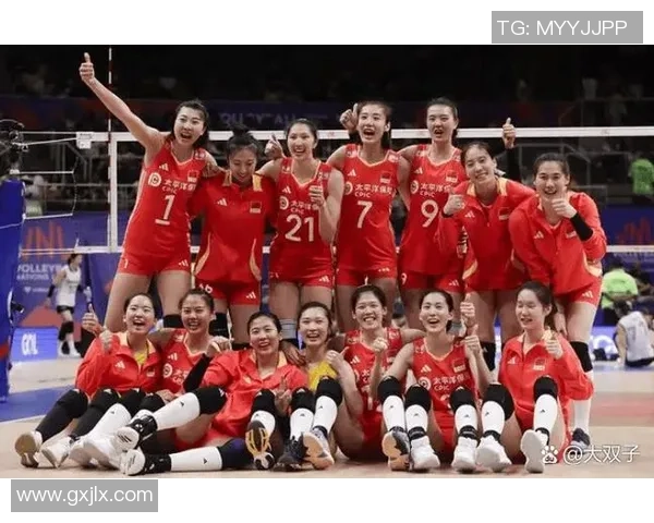 上海排球队状态变革引发热议球迷期待新赛季的精彩表现与挑战 上海排球队状态变革引发热议球迷期待新赛季的精彩表现与挑战