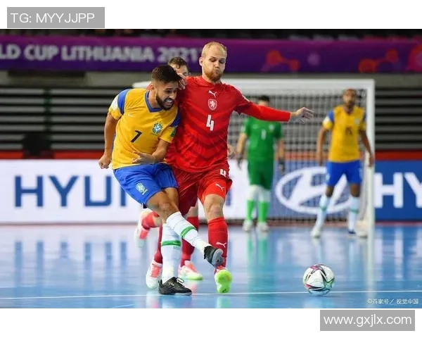 当足球巨星与娱乐圈明星相遇时会擦出怎样的火花与故事 当足球巨星与娱乐圈明星相遇时会擦出怎样的火花与故事